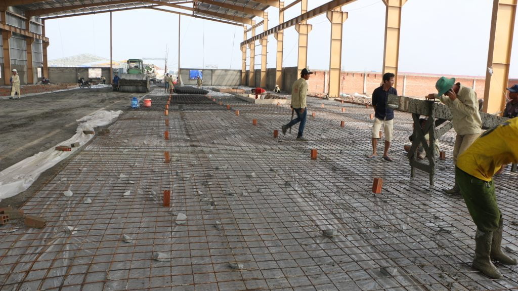 Bạt lót sàn đổ bê tông chống thấm - Lưới Trung Lương Bạt lót sàn đổ bê tông chống thấm